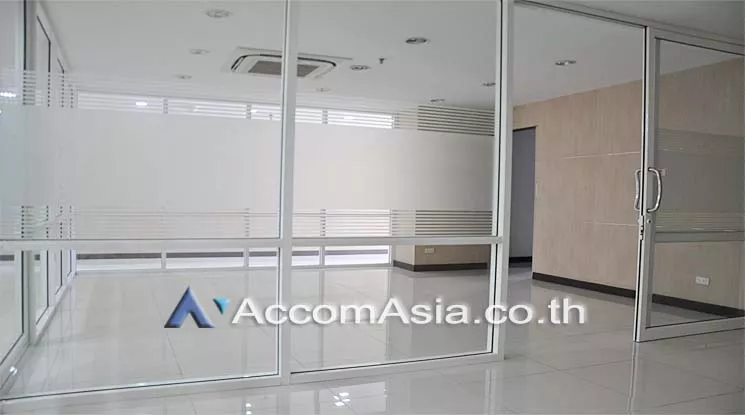 4  Office Space For Rent in Sukhumvit ,Bangkok BTS Thong Lo at Liberty Plaza AA14140